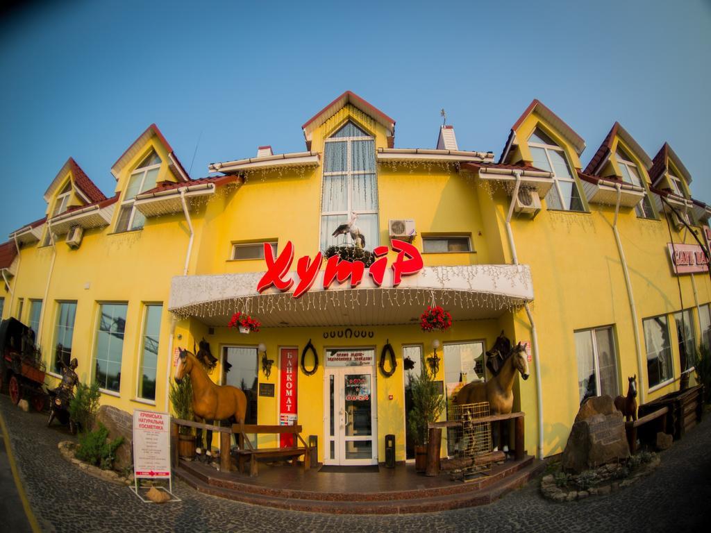 Complex Khutor Hotel Velyka Omelyana Exterior photo
