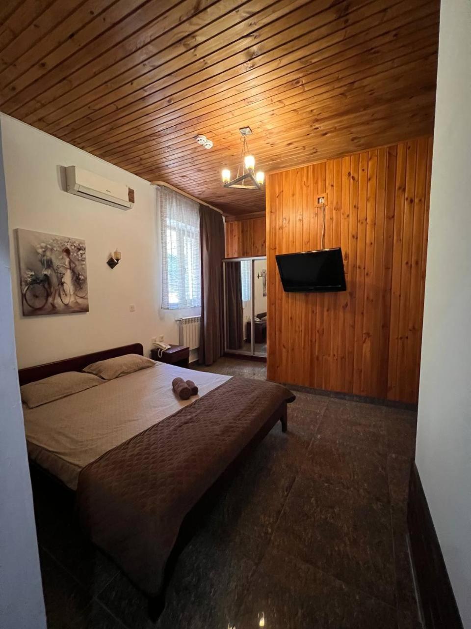 Complex Khutor Hotel Velyka Omelyana Exterior photo