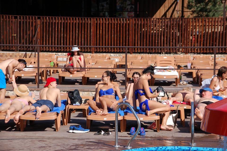 Complex Khutor Hotel Velyka Omelyana Exterior photo